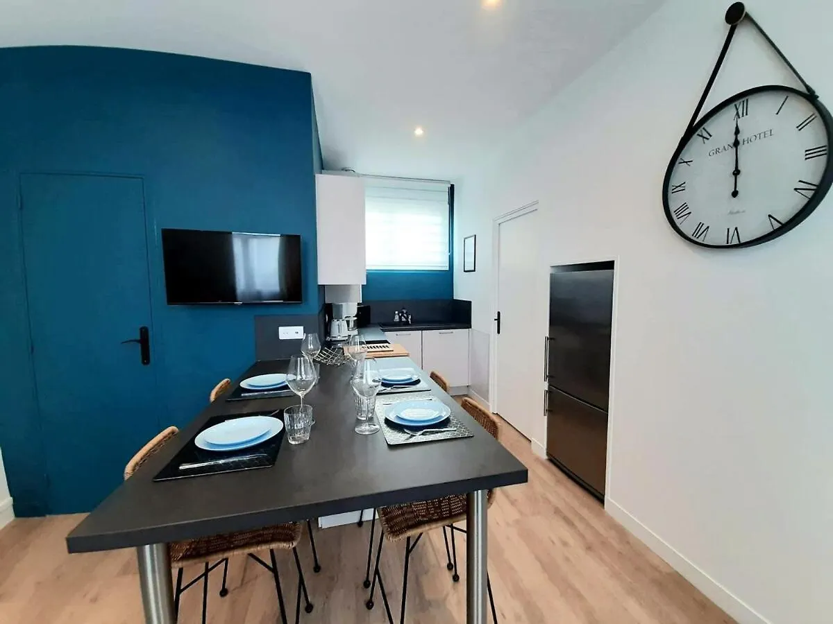 Downtown Apartment With Parking Amboise 2 فان